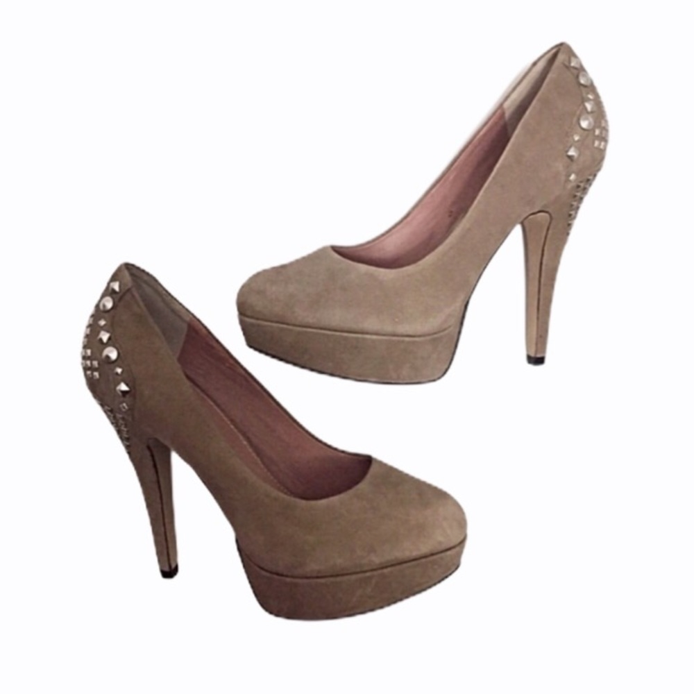 Vince Camuto Tan Studded Malaya Platform Pumps